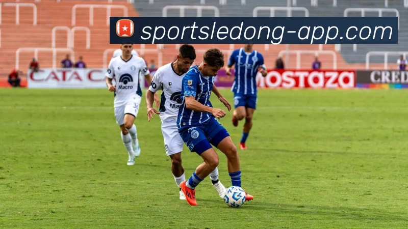 女足后卫王莹谈国内联赛与澳超风格差异强调身体对抗的重要性