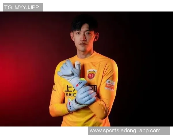 国足热身俄超队颜骏凌感叹国内比赛节奏与强度亟需提升